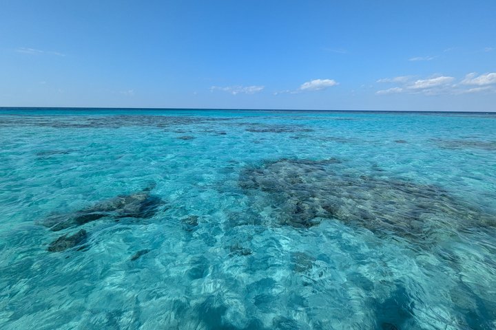 Klares Wasser zum Schnorcheln