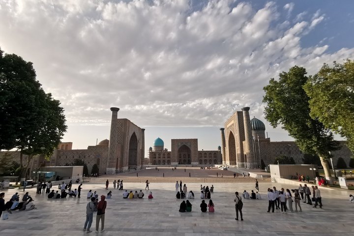 Eindrücklicher Registan-Platz in Samarkand
