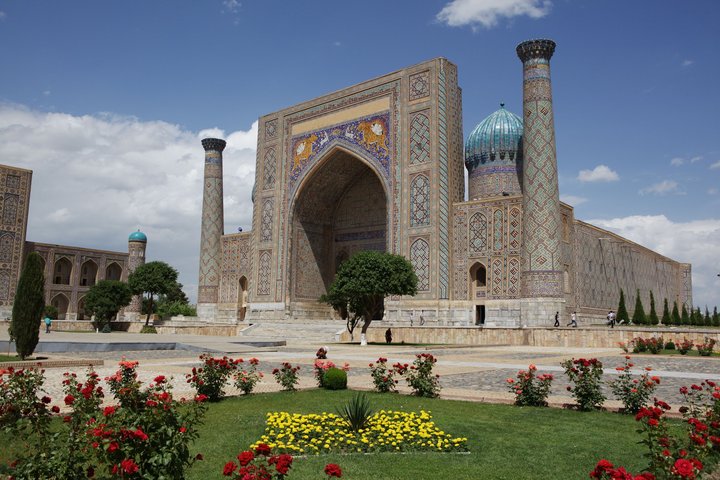 Blick auf den Registan in Samarkand