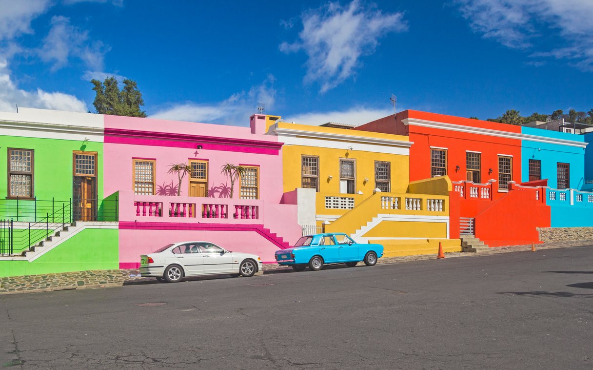 Bunte Häuserreihe in Kapstadt