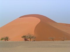 Grosse Sanddünen von Sossusvlei in Namibia