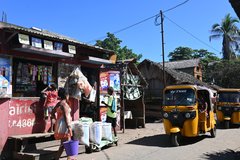 Kleiner Laden mit Tuktuk