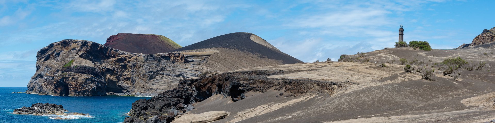 Vulkan Capelinhos mit Leuchtturm auf Faial