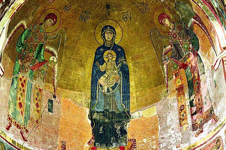 Imposante Gemälde im Kloster Gelati