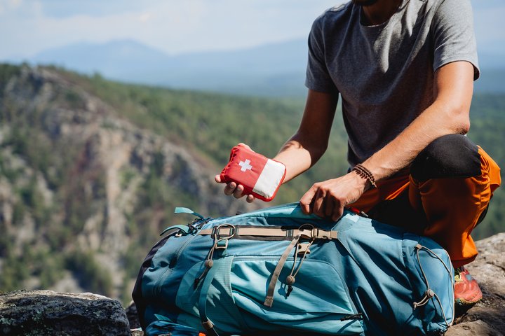 Reiseapotheke in Tagesrucksack