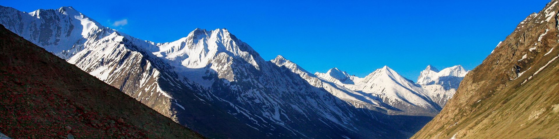 Imposante Bergwelt zwischen Spiti und Ladakh im Himalaya