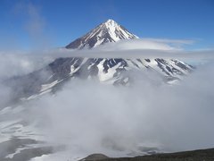 Imposanter Vulkankegel auf Kamtschatka - Russland