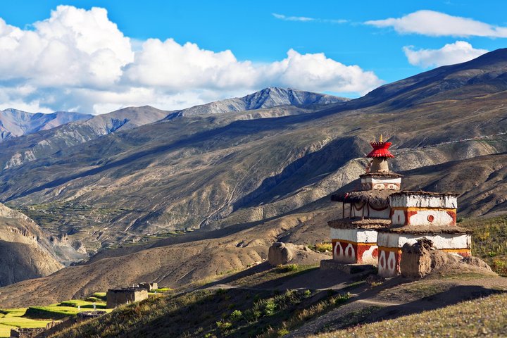 Stupa bei Saldang im Dolpo in Nepal