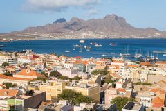 Sicht auf Mindelo auf São Vicente