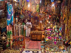 Farbiger Stand im Muttrah Souk