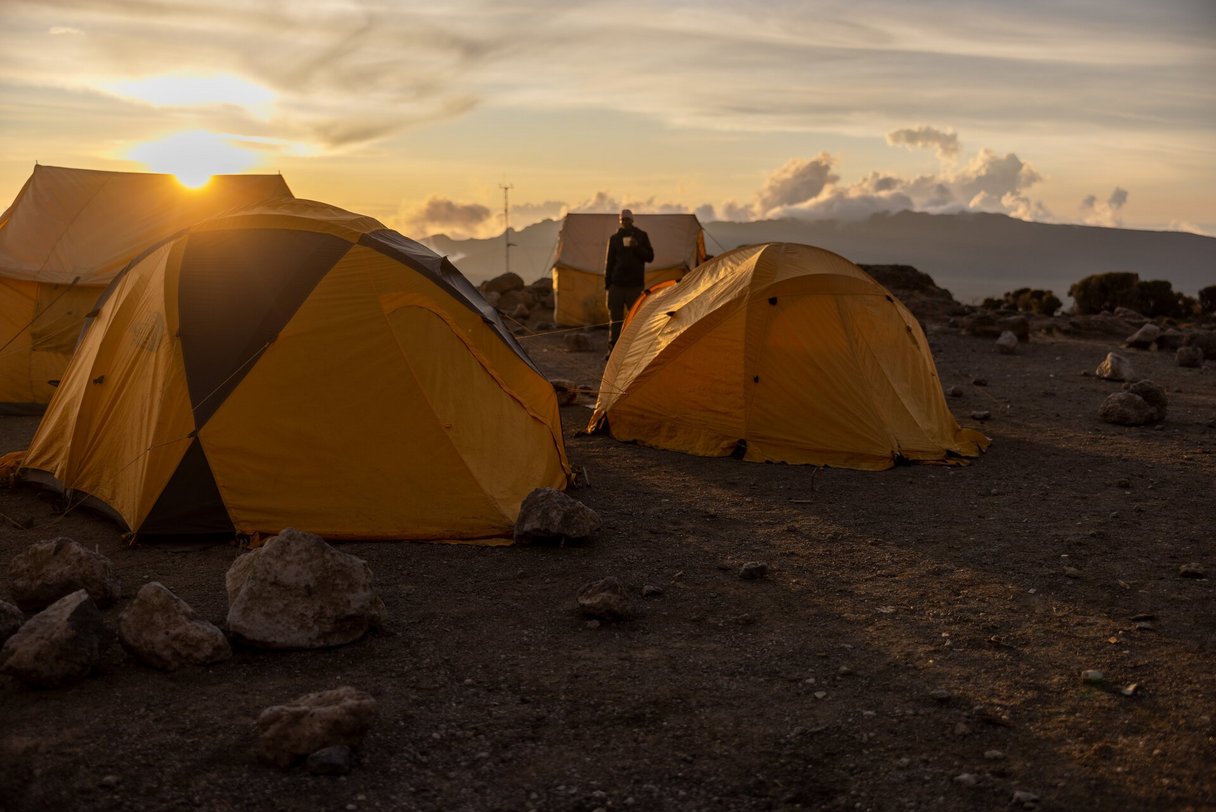 Atemberaubende Stimmung im Camp am Kilimanjaro