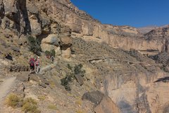 Wanderung in Wadi Nakhr, Jabal Shams in Oman