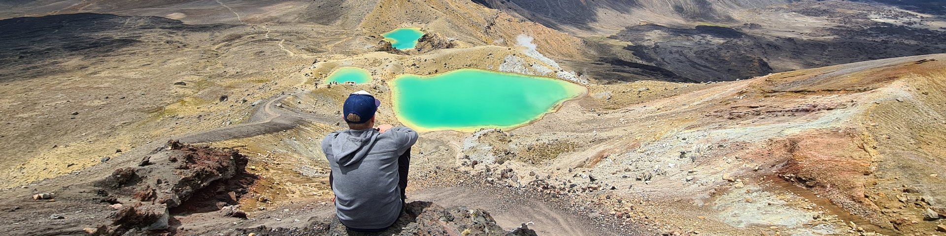 Sicht auf die Emerald Lakes während dem Tongariro Alpine Crossing