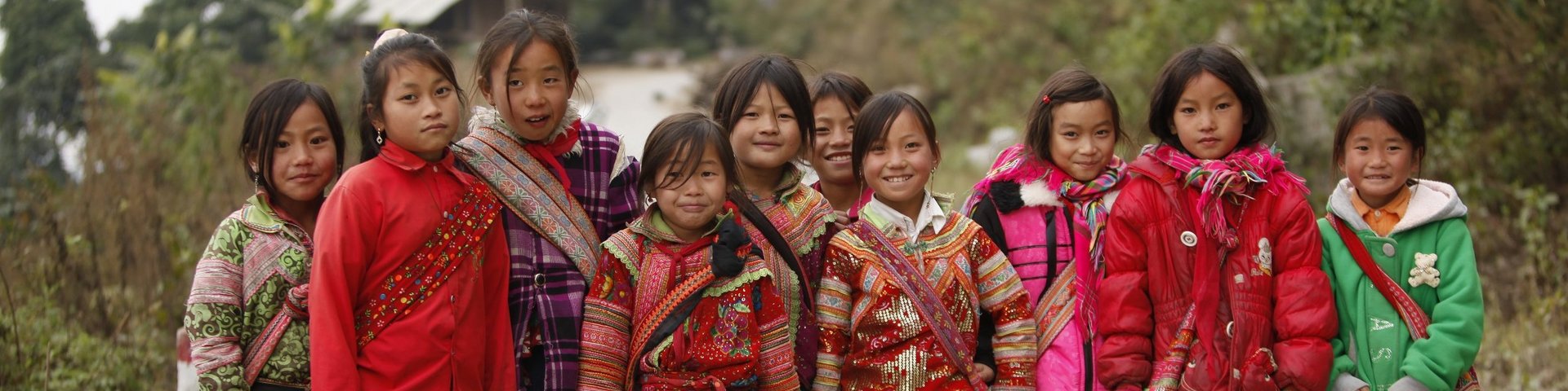 Schölne Begegnungen mit Kindern in den Bergdörfer im Norden von Vietnam