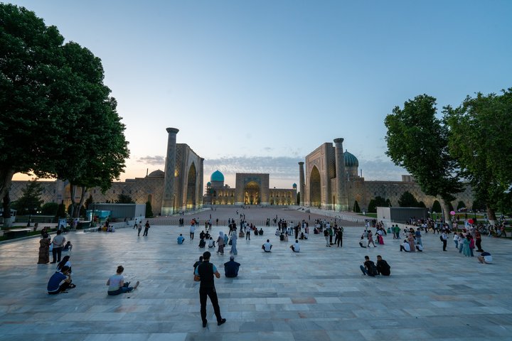 Gewaltiger Registan-Platz in Samarkand