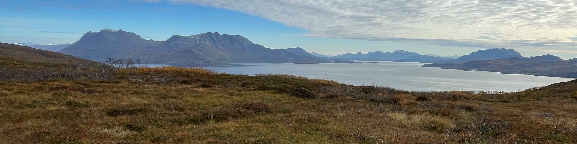 Mit zwei Huskies unterwegs im Fjell von Norwegen