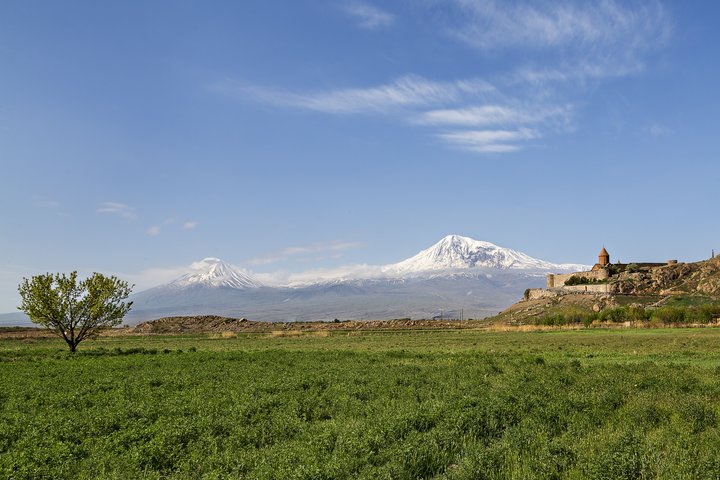 Kloster Khor Vrap mit dem Berg Ararat